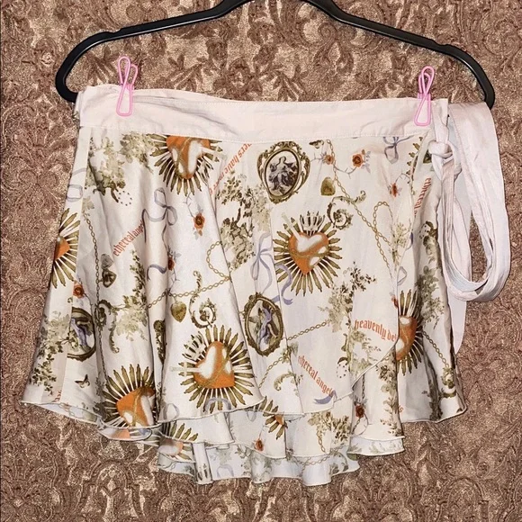 NWT Kimchi Blue Cream, Gray & Gold Skirt. Size Medium. - Picture 1 of 6